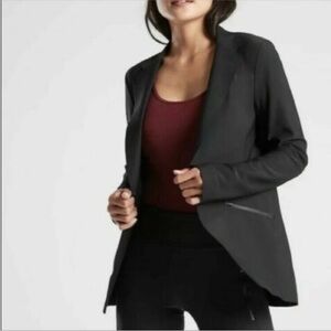 Athleta Black Interstellar Blazer NWT Size 4 Zip Pocket Snap Closure Athleisure